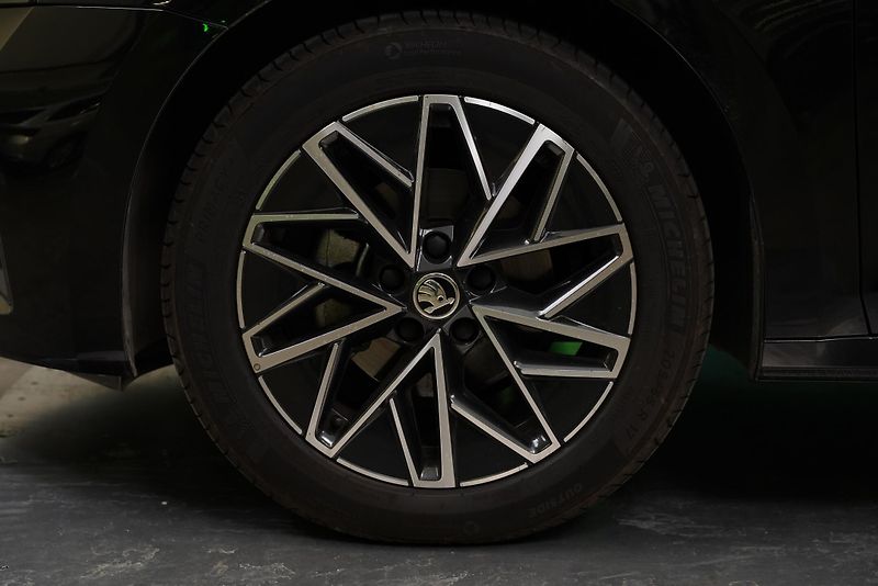 Škoda Octavia - fotka 10 z 26