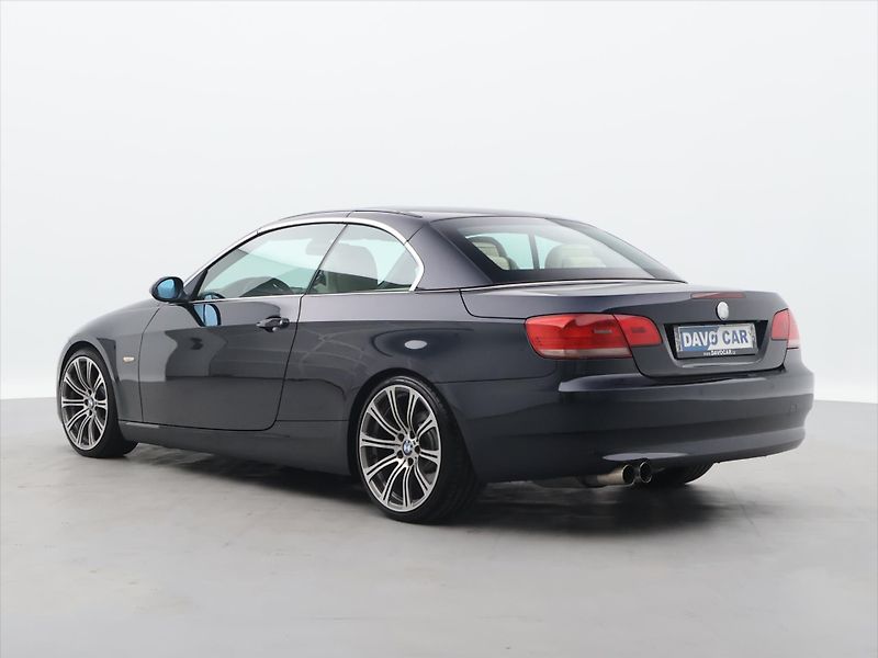 BMW Řada 3 3,0 325i Cabrio 160 kW - fotka 5 z 35