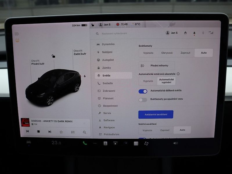 Tesla Model Y (2022) - fotka 33 z 45