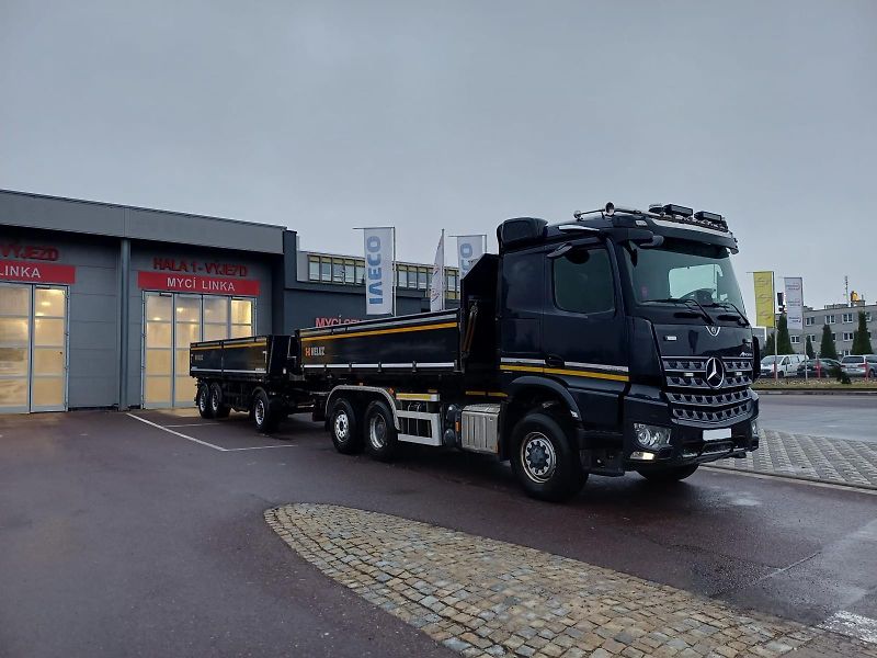 Mercedes-Benz AROCS 2546 6X2 E6 hákový nosič - fotka 6 z 10