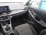Hyundai i30 (2022) Family 1.5 T-GDI MHEV - náhled 8