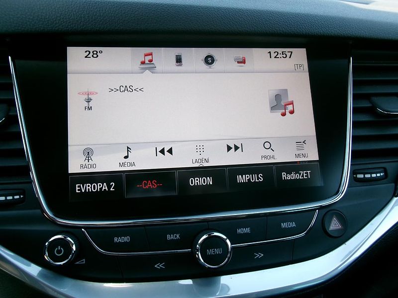 Opel Astra (2017) 1.4 T AUTOMAT  ÚPRAVA ZTP - fotka 13 z 18