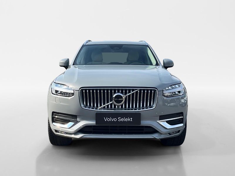 Volvo XC90 B5 (nafta) AWD PLUS BRIGHT *7M - fotka 9 z 42