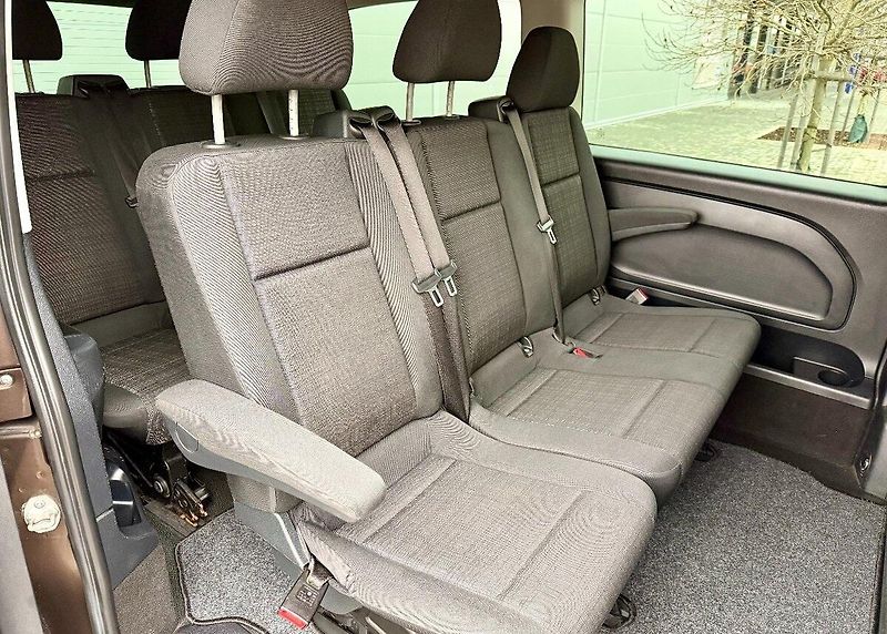 Mercedes-Benz Vito (2017) Tourer 111CDI lang W447 9 MÍST - fotka 12 z 15