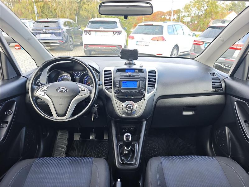 Hyundai ix20 1,6 i CVVT  Trikolor Essential - fotka 15 z 21