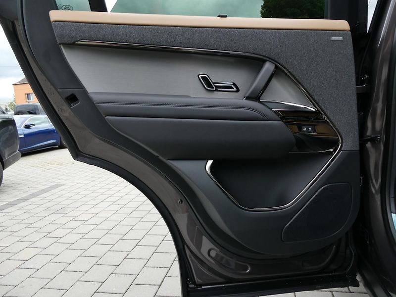 Land Rover Range Rover Sport (2026) Dynamic HSE D300 - fotka 15 z 39