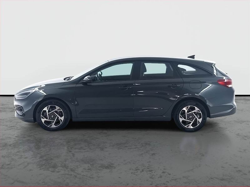 Hyundai i30 (2025) 1.0 T-GDI, COMFORT - fotka 3 z 18