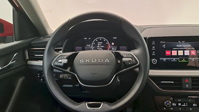 Škoda Scala (2025) Top Selection 1,0 TSI 85 kW - fotka 19 z 23