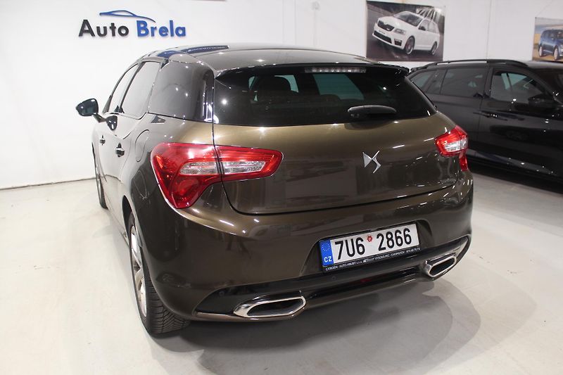 Citroën DS5 (2013) 2.0HDI Automat 120kW Navi ČR - fotka 8 z 36