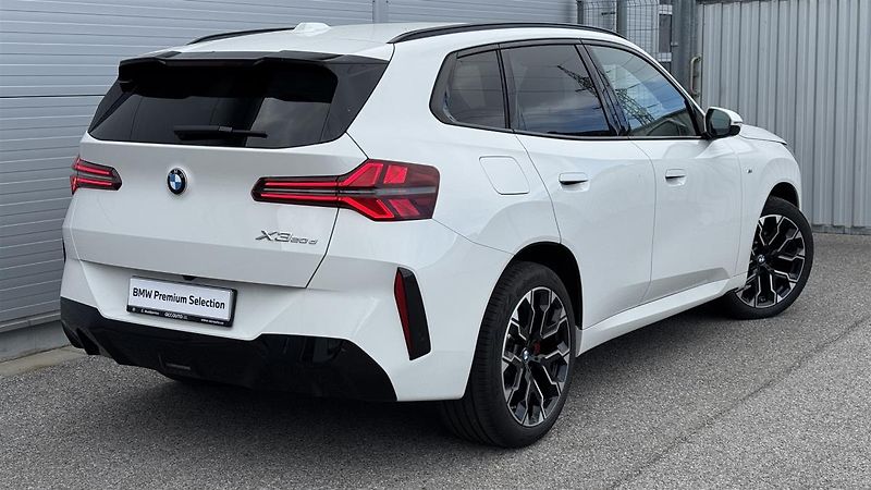 BMW X3 20d xDrive Mpaket HeadUp - fotka 2 z 13
