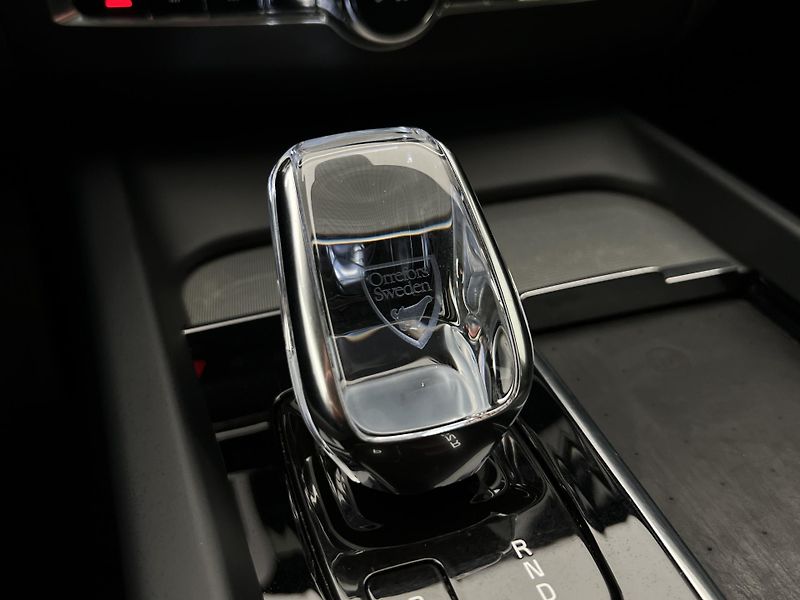 Volvo XC60 B4 INSCRIPTION AUT  - fotka 17 z 40