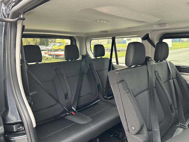 Renault Trafic (2025) COMBI L2H1 170k AT9 RED 8 MÍST - fotka 28 z 33