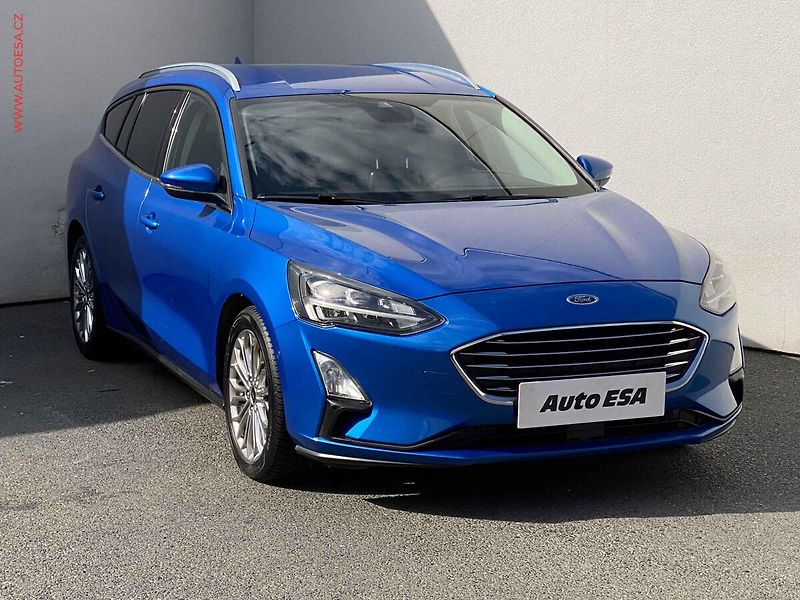 Ford Focus (2019) 2.0 TDCi, Titanium, AT, LED - fotografie inzerátu