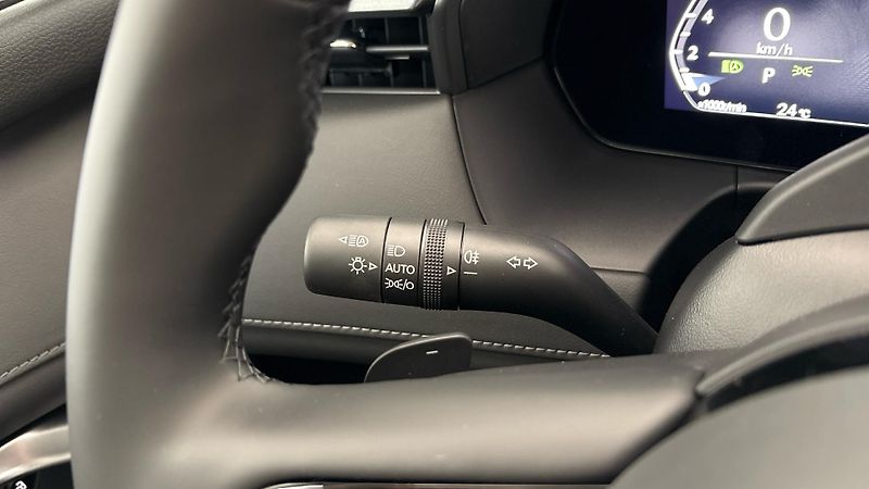 Mazda CX-5 (2026) 2.5 AWD Homura ČERNÁ KŮŽE - fotka 18 z 23