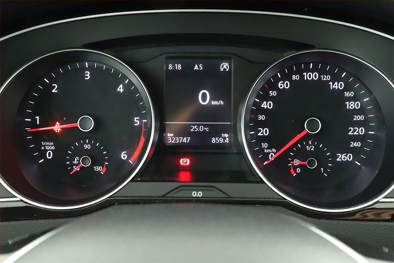 Volkswagen Passat (2016) 2.0 TDI, Serv.kniha, Navi - fotka 13 z 18