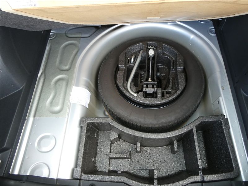 Škoda Fabia 1,4 16V 63kW závěs, serviska - fotka 17 z 41