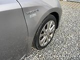 Toyota Auris 1.8i 16v HYBRID AUT NAVI CAM!! - náhled 51