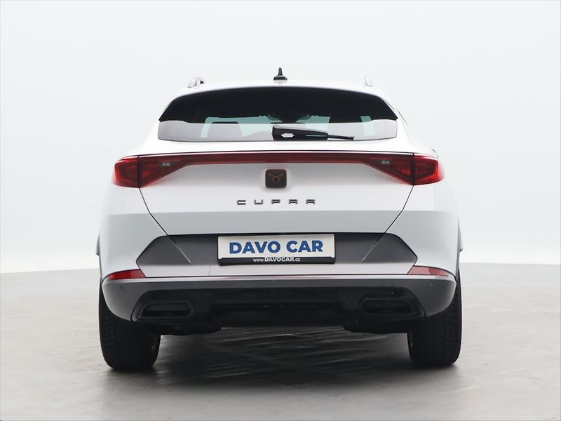 Cupra Formentor 1,5 TSI 110kW DSG DPH - fotka 6 z 28