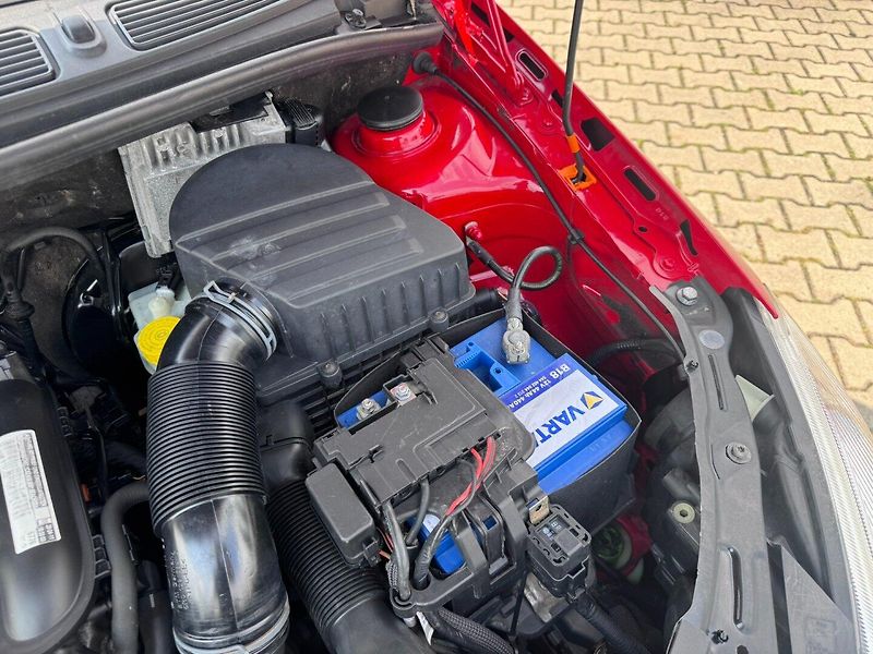 Škoda Fabia (2011) 1,2 TSI 63 KW KM STK - fotka 42 z 49