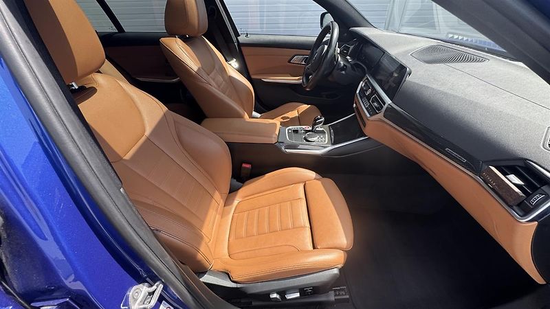 BMW Řada 3 M340i xDrive - fotka 13 z 17