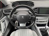 Peugeot 308 (2015) 1.2 PT, Allure, LED, panor - náhled 11