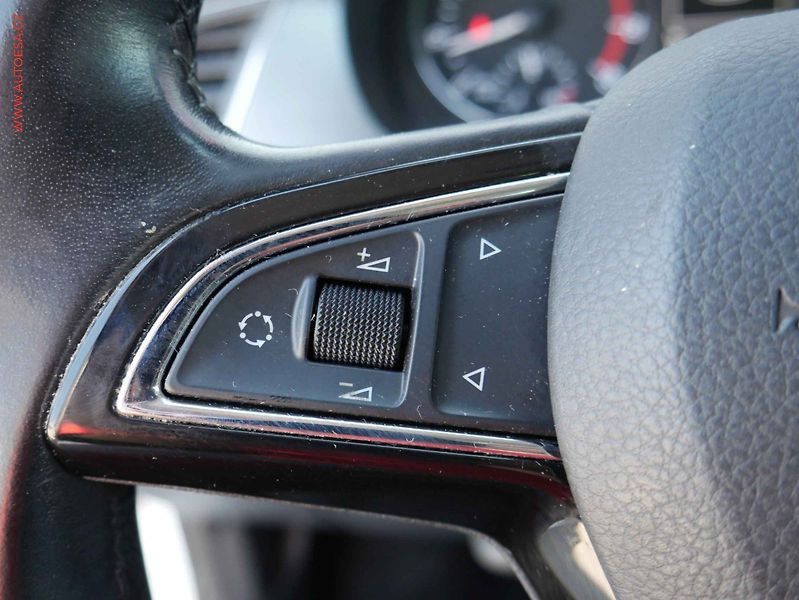 Škoda Fabia (2015) 1.2 TSI, ČR, LED, AC, temp - fotka 14 z 19