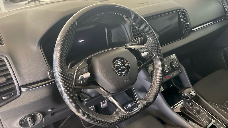 Škoda Karoq (2022) Sportline 2.0TSI 140kW DSG 4x4 - fotka 17 z 35