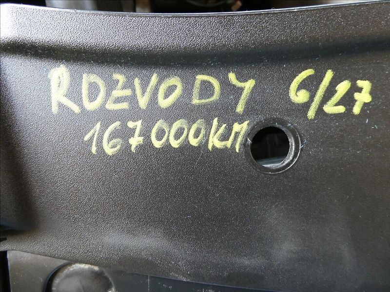 Volkswagen Golf 1,2 TSi 77kW Match,po rozvodec - fotka 36 z 53