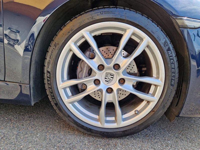 Porsche Boxster (2012) 2.7 /195kW - fotka 22 z 23