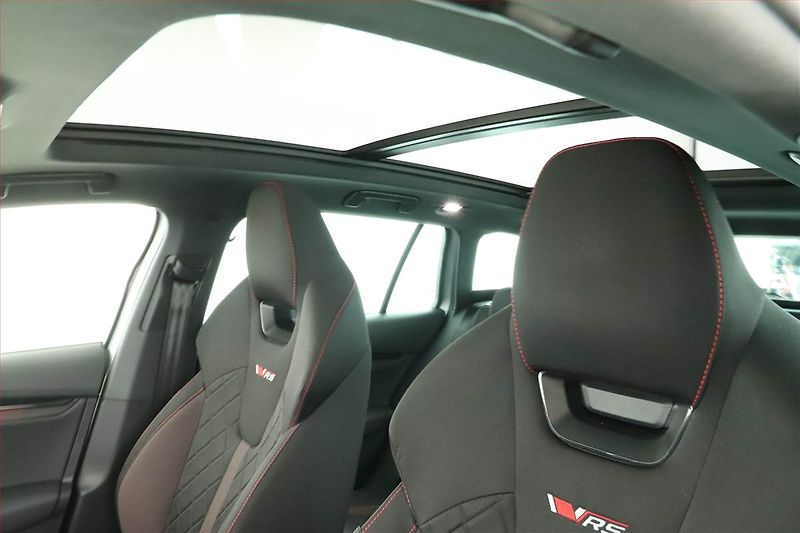Škoda Octavia (2025) RS 2.0 TSI, RS, Navigace - fotka 15 z 18