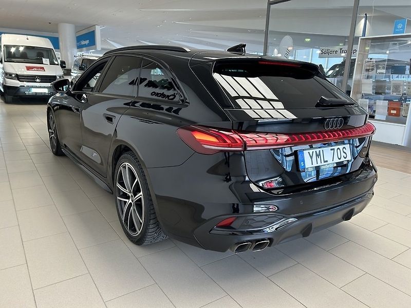 Audi A5 TDI q S-Line Tech+ NezT 360 Ta - fotka 4 z 21