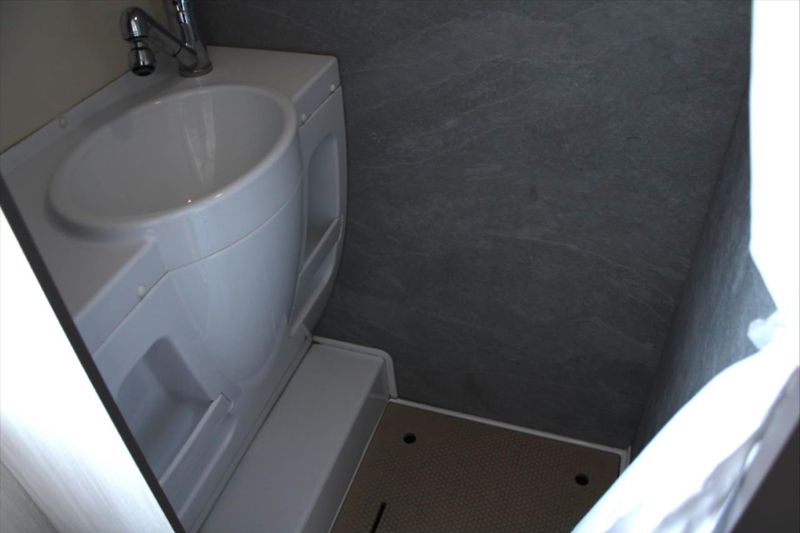 Rimor KILIG 5 2.0 TDCI 96kW 6-MÍST DPH ČR - fotka 27 z 33