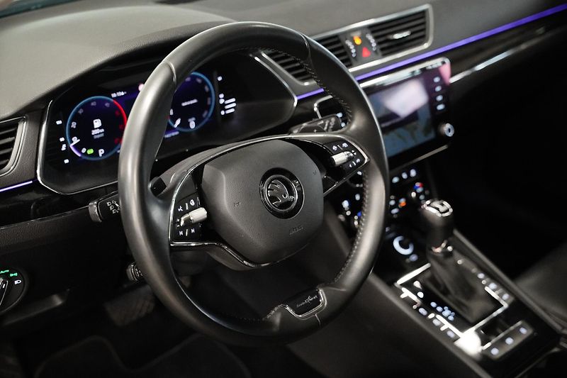 Škoda Superb - fotka 6 z 6