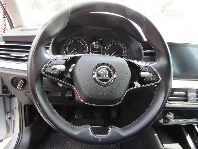 Škoda Scala (2021) 1.5 TSi, ČR, Style - fotka 13 z 17