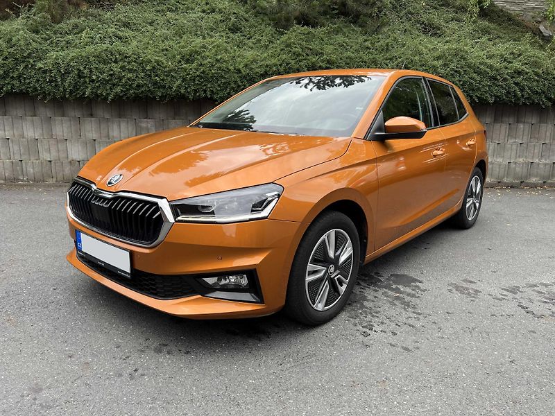 Škoda Fabia 1.0 TSi 81 kW CRYSTAL LIGHTING - fotka 2 z 18
