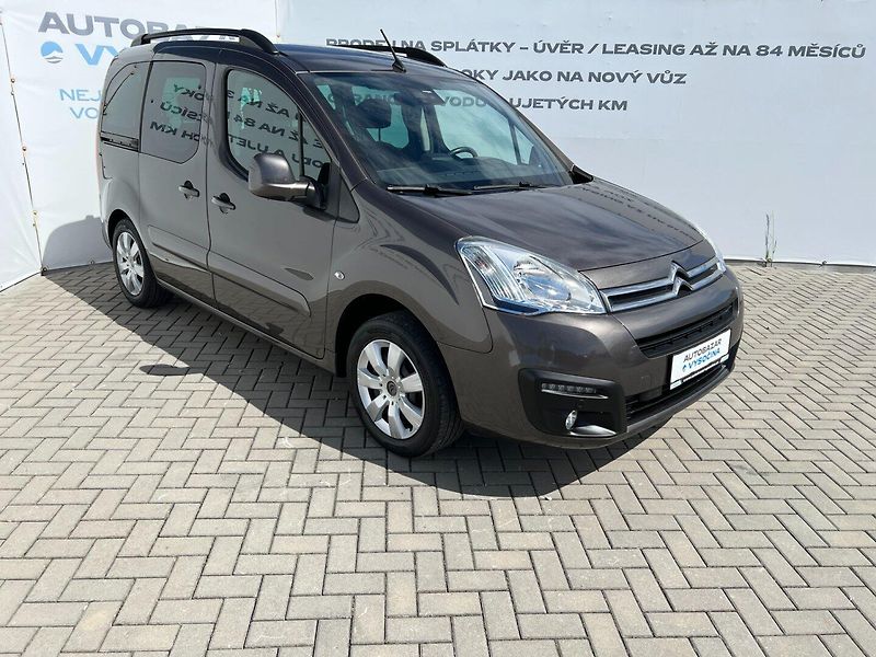Citroën Berlingo (2017) 1.2PT Shine! NAVI! Tažné! 1.ma - fotka 3 z 37