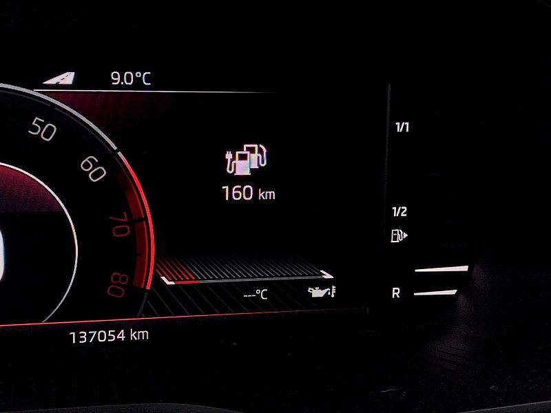 Škoda Superb (2020) iV 1,4 Tsi 150 Kw SportLine DS - fotka 8 z 37