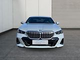 BMW Řada 5 (2024) 550e xDrive 360kW V6 M SPORT - náhled 8