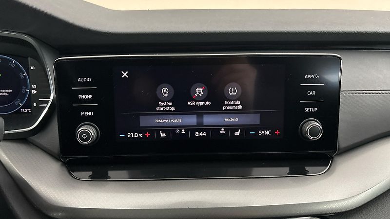 Škoda Octavia 2.0 TDI Ambition Combi - fotka 24 z 26