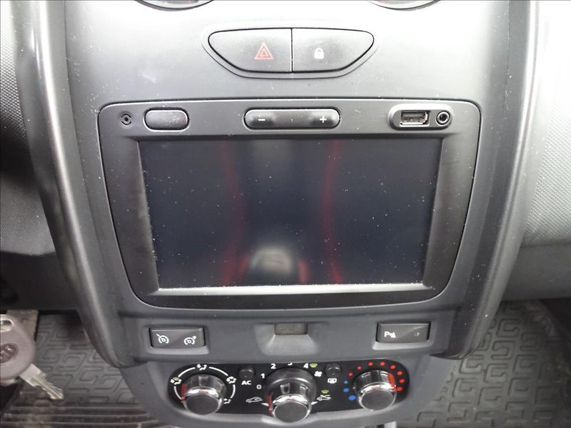 Dacia Duster 1,5 DCi 80kW 4X4 - fotka 34 z 45