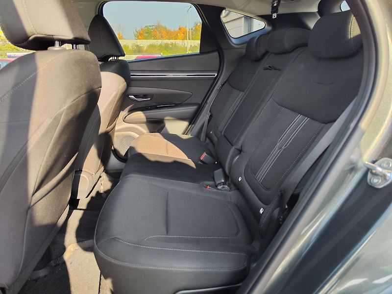 Hyundai Tucson 1.6 T-GDI/110kW Smart Navi - fotka 11 z 33