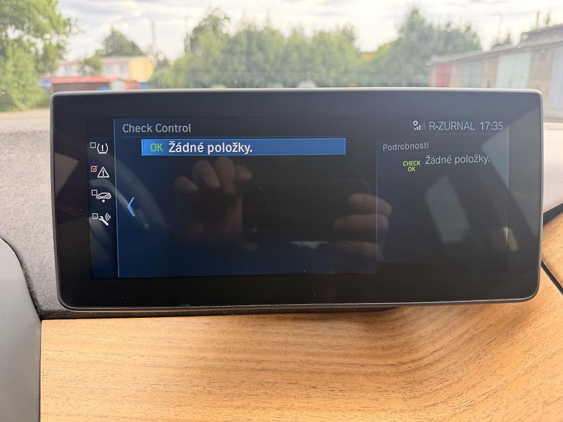 BMW i3 (2021) 120 Ah • 2021 • TOP výbava  - fotka 22 z 31