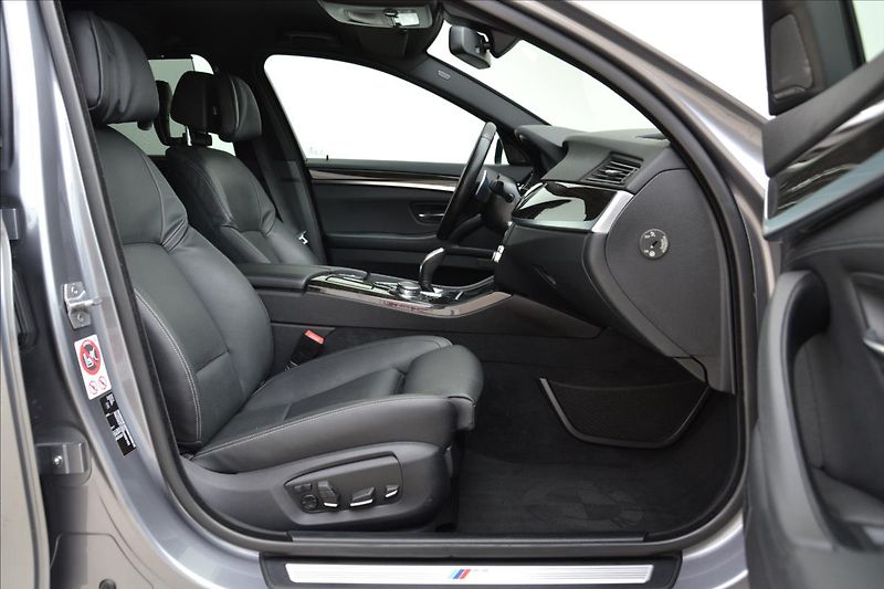 BMW Řada 5 530xd M/TOP-VÝB/DPH/CZ - fotka 25 z 40