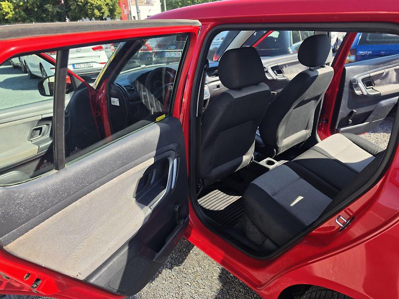 Škoda Fabia 1.2 TZ Klimatizace  - fotka 8 z 28