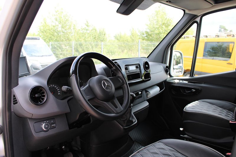 Mercedes-Benz Sprinter 316 CDI Obytné+klima - fotka 10 z 43
