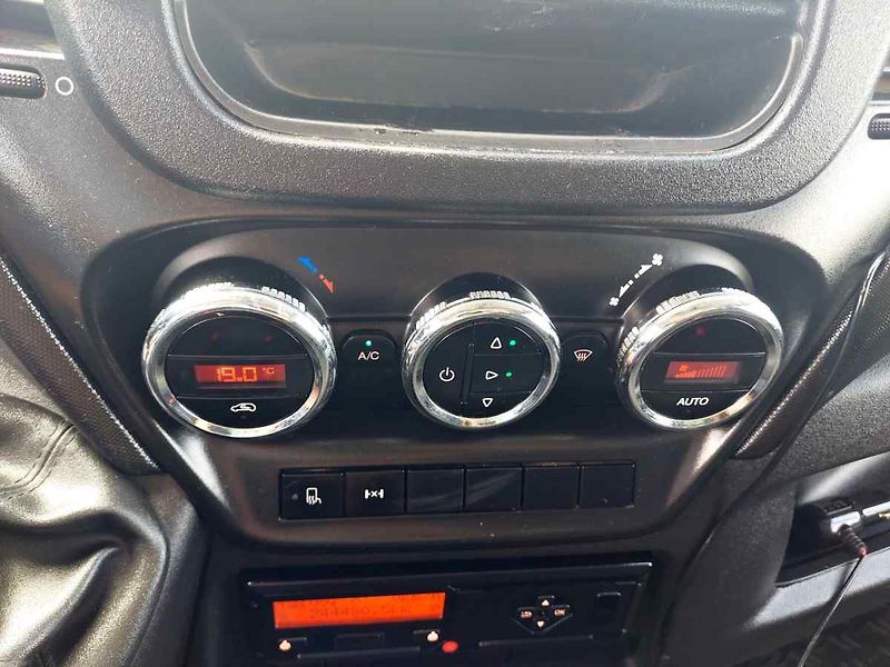 Iveco Daily 70C17 chladící 10 palet - fotka 34 z 41