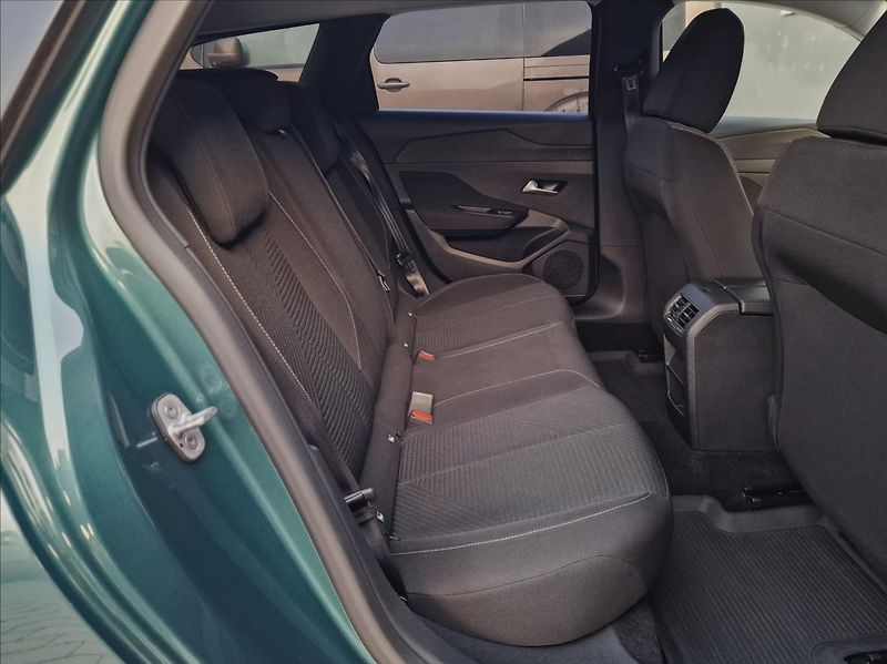 Peugeot 308 1.2PT 96kW SW Active Pack, ČR - fotka 15 z 46