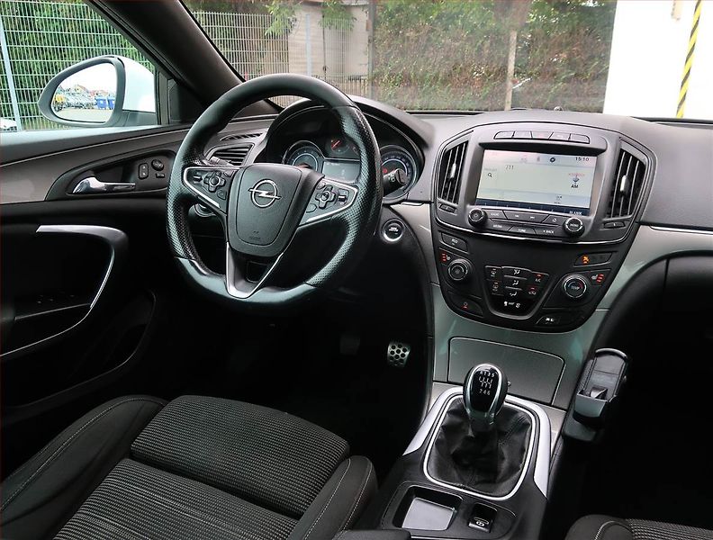 Opel Insignia (2014) 2.0 CDTI, po STK - fotka 7 z 18