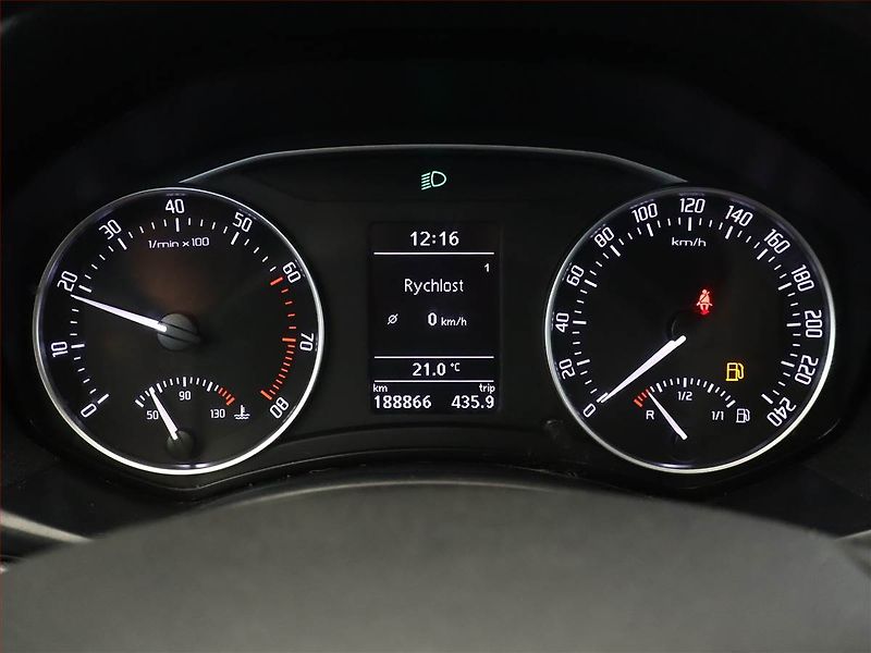 Škoda Octavia (2009) Elegance 1.4 TSI, po STK - fotka 8 z 12