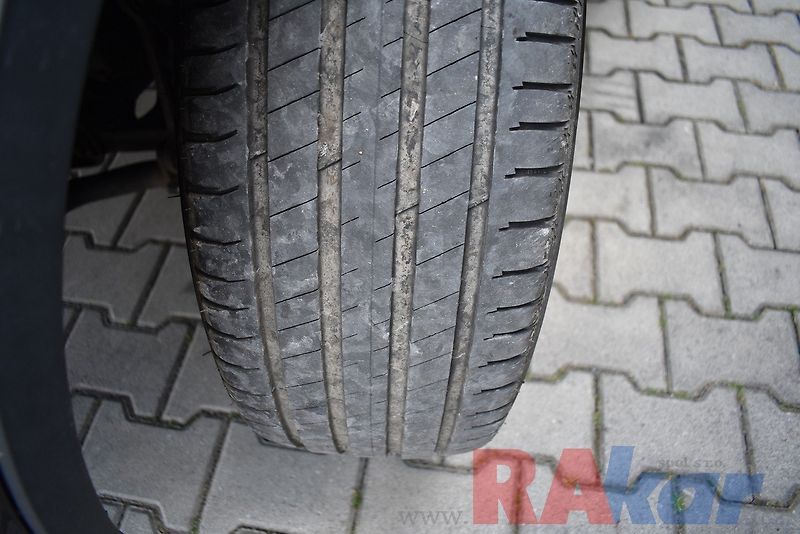 Volkswagen Touareg (2015) 3,0 TDI 4M - 193 kw - fotka 29 z 34